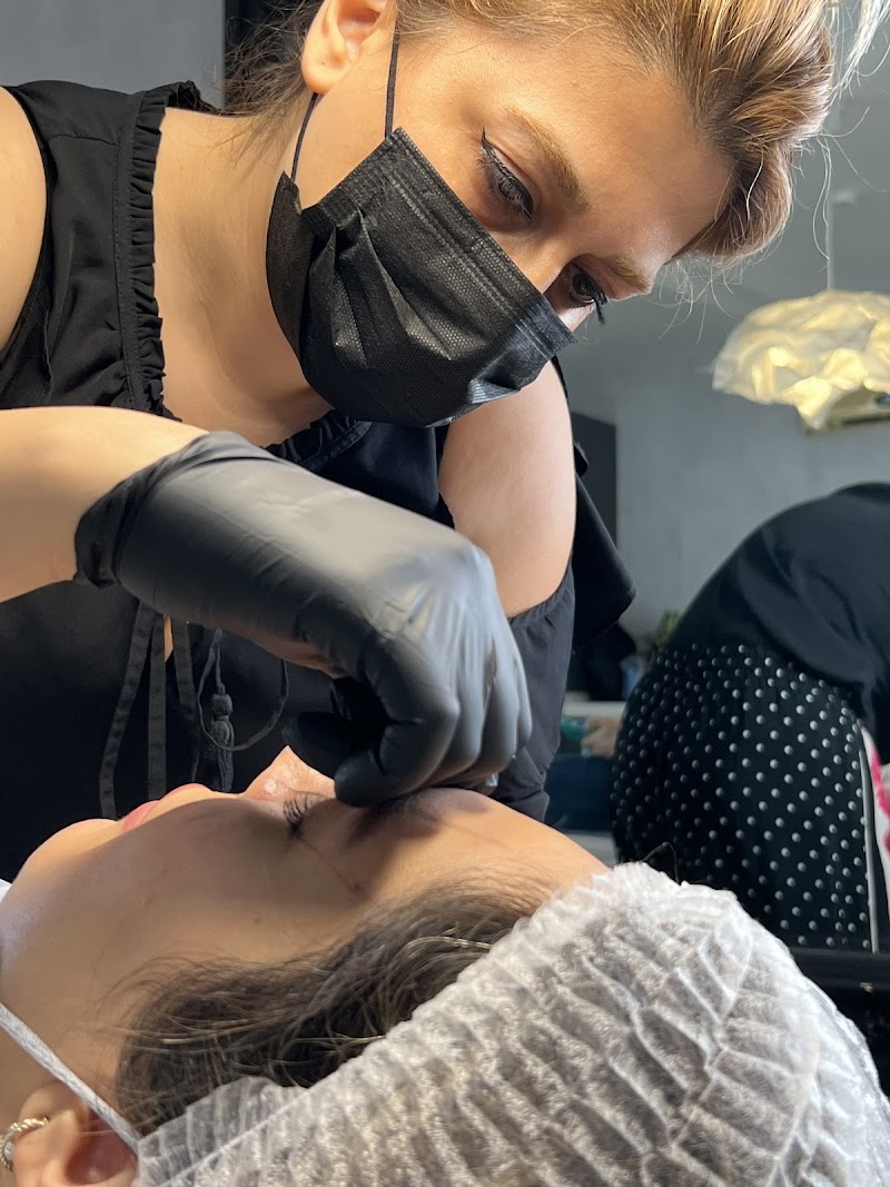 PM Browz & Beauty Studio photo 3