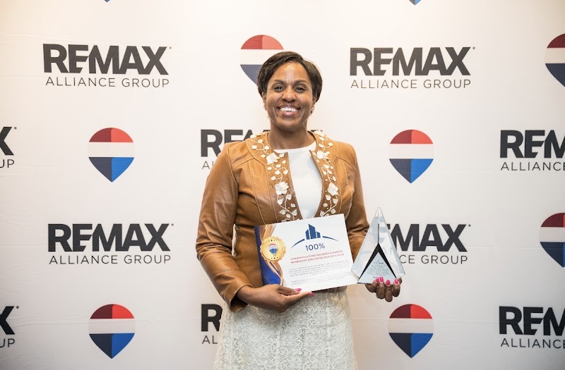 Seena Allen - RE/MAX Alliance Group photo 2