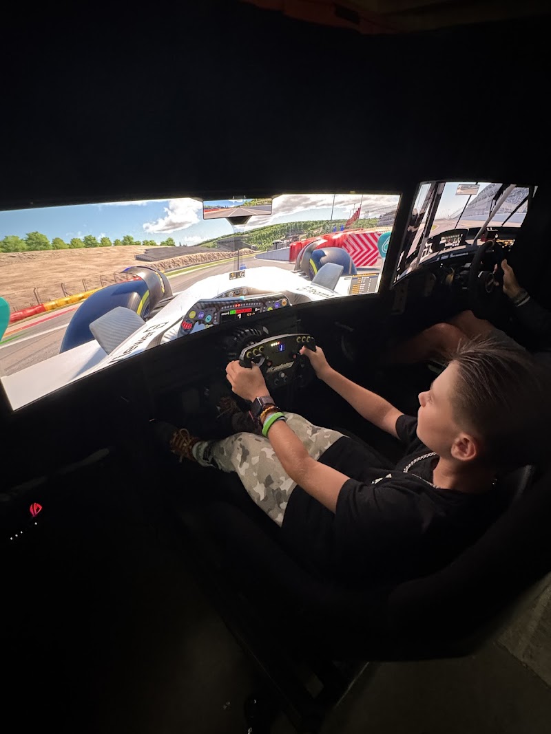Academy Sim Racing photo 3