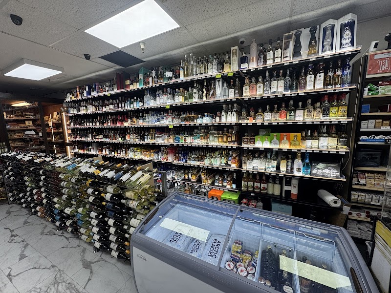 Liquor & Cigar Room photo 2