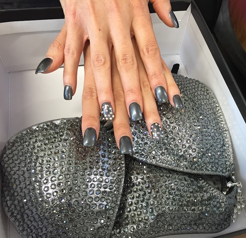 K B Hair & Nail Salon photo 4
