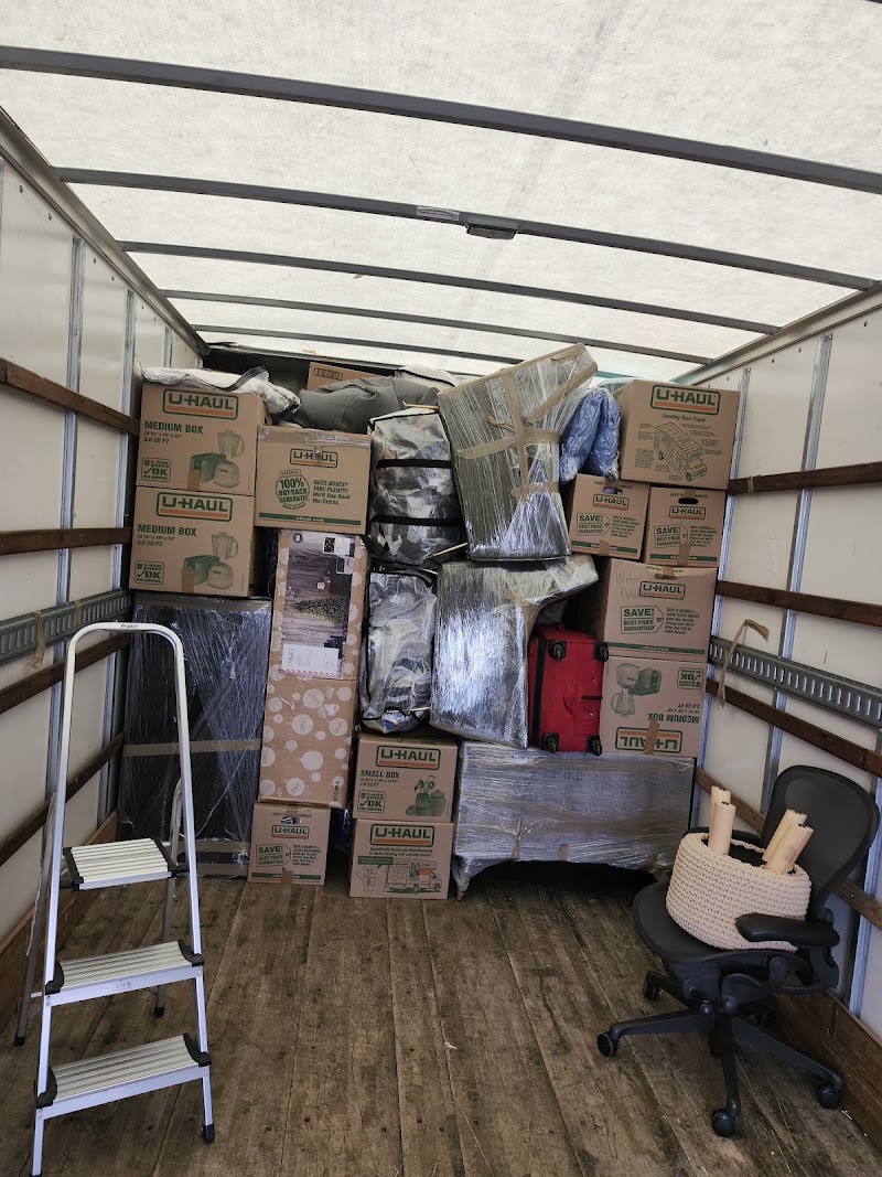 TL Moving and Hauling photo 2
