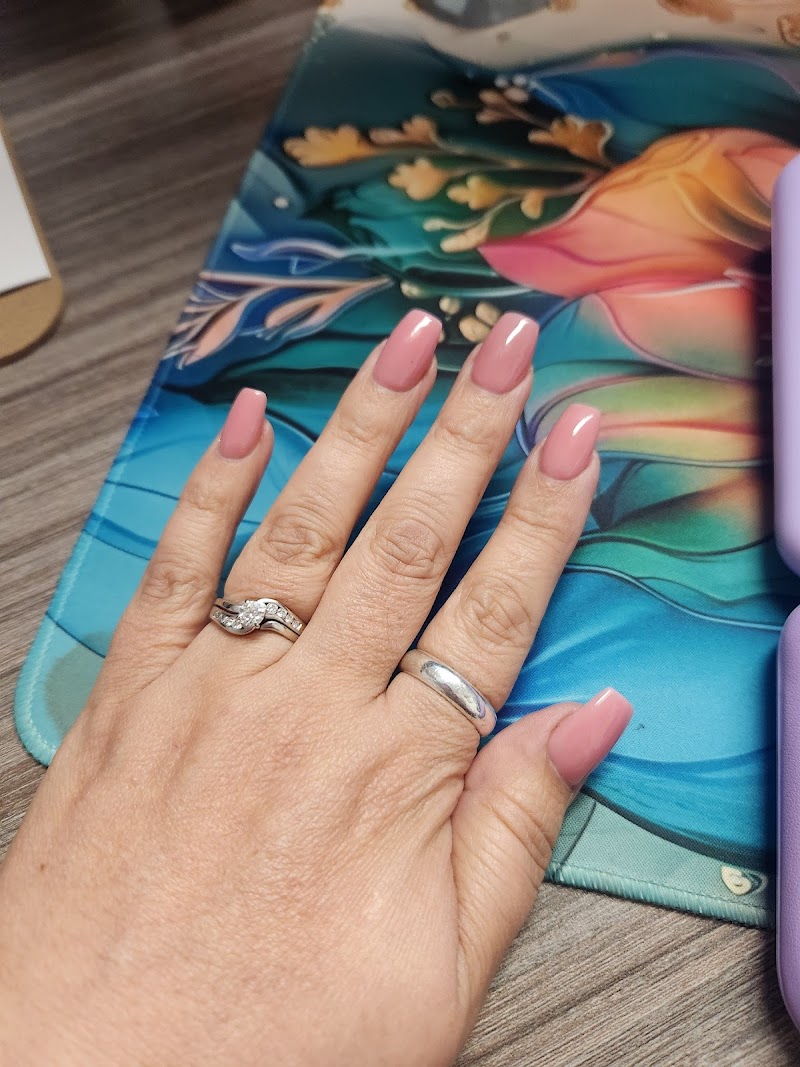Gaia Nails Organic Nails-Benicia photo 5