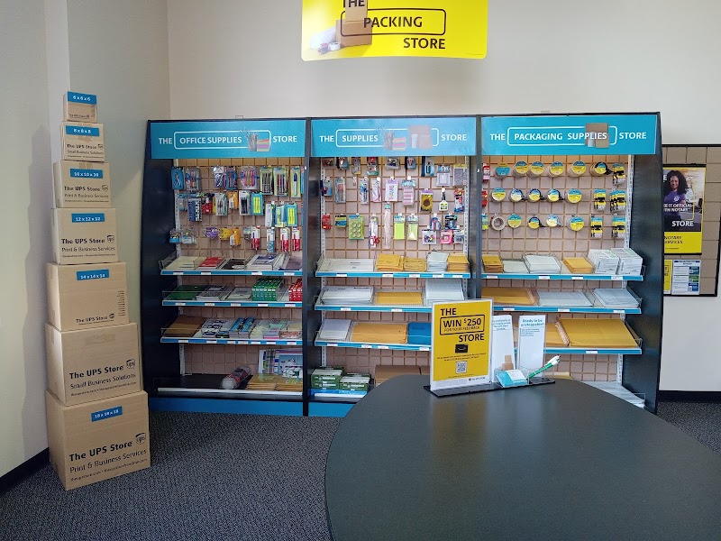 The UPS Store photo 4