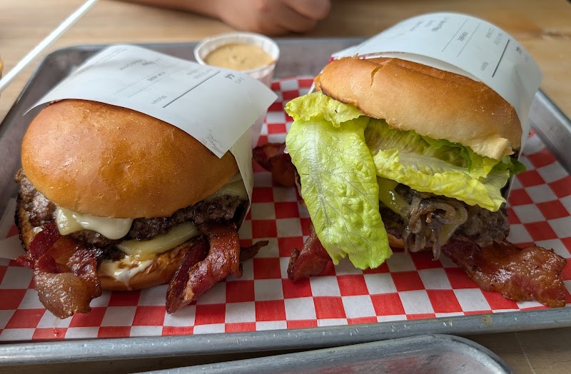 Iggy’s Burger photo 3