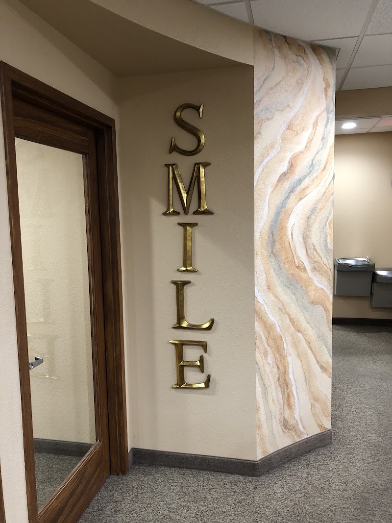Bushnell Family & Cosmetic Dentistry photo 5