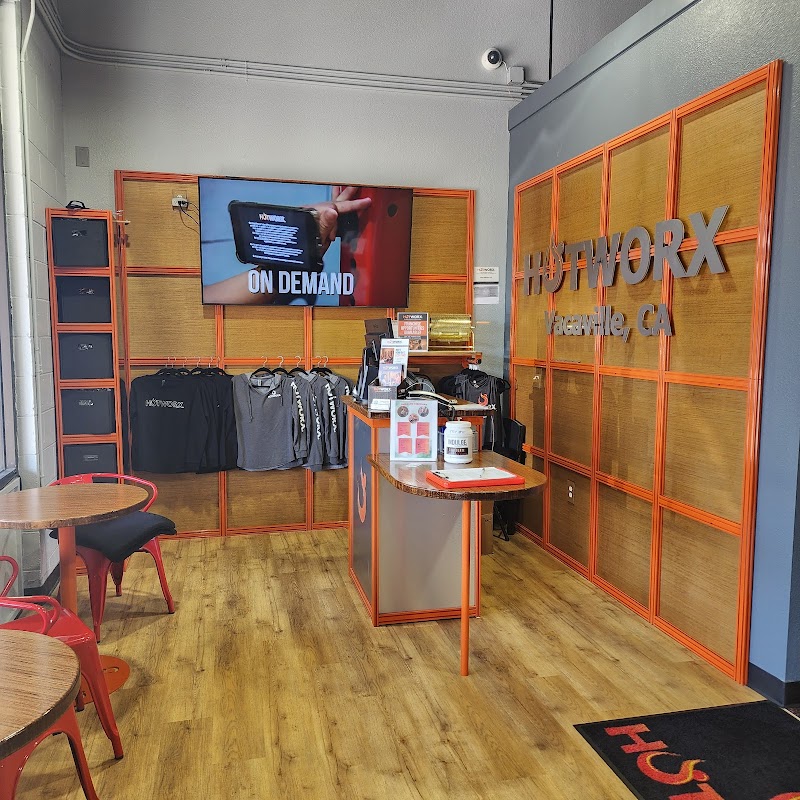 HOTWORX - Vacaville, CA - Creekside photo 4