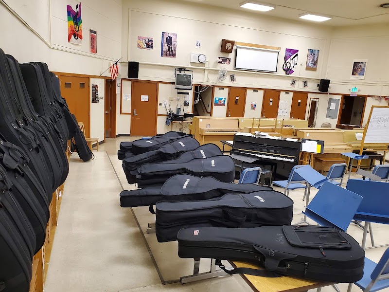San Lorenzo High School photo 3