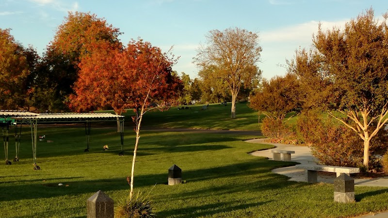 Davis Cemetery District & Arboretum photo 5