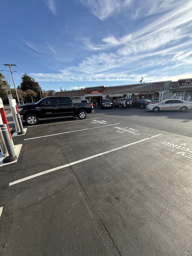 Tesla Supercharger photo 4