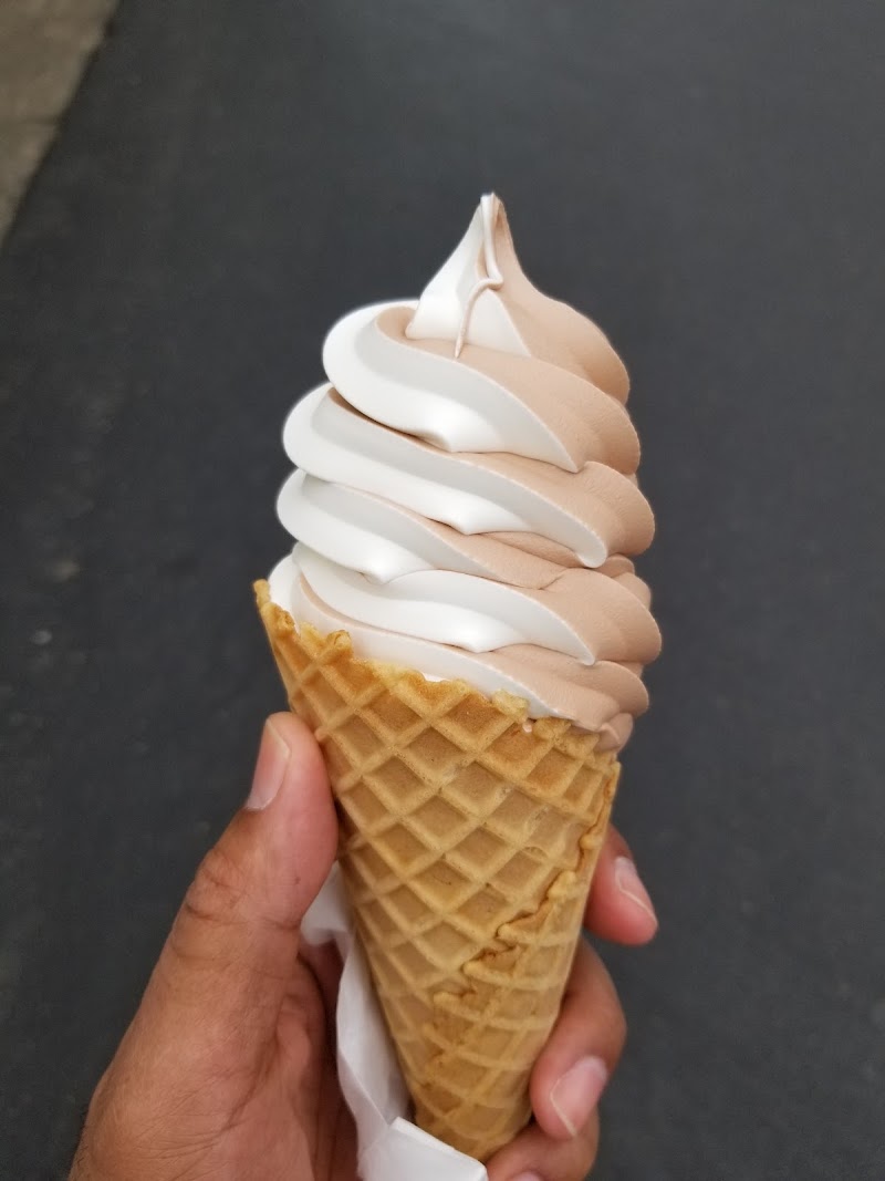Mt. Healthy Dairy Bar photo 4