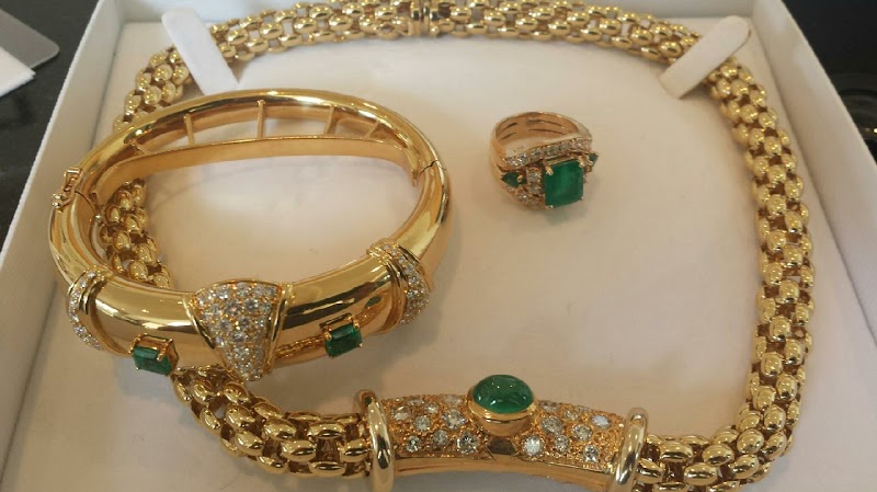THE GOLDEN EGG DIAMOND AND GOLD BUYERS photo 4