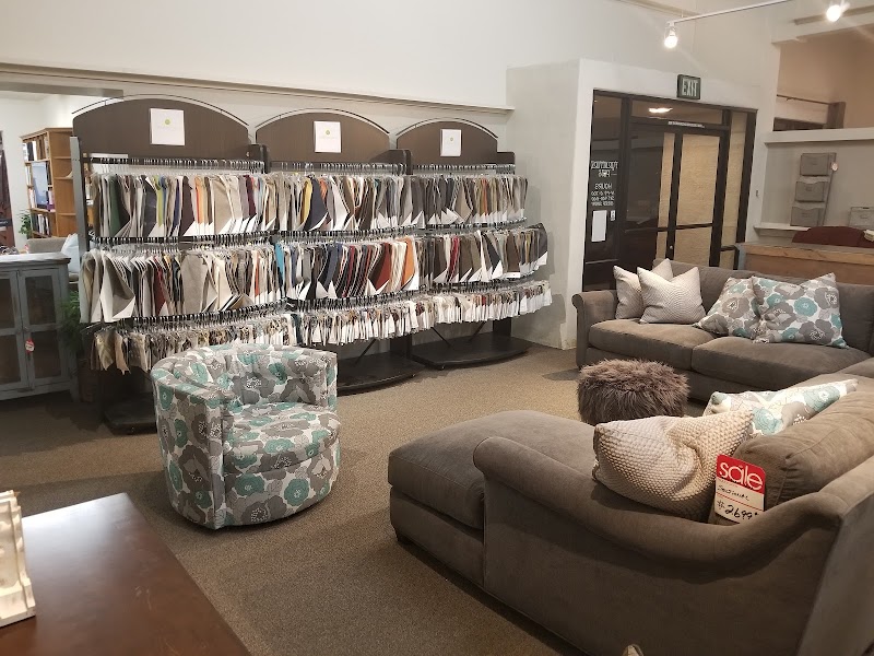 Furniture Plus photo 3