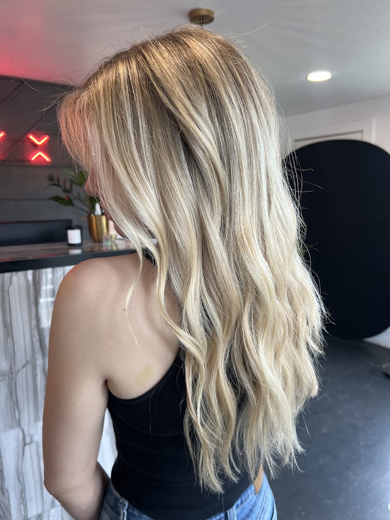 Photo of Peyton Mott - Hair Stylist