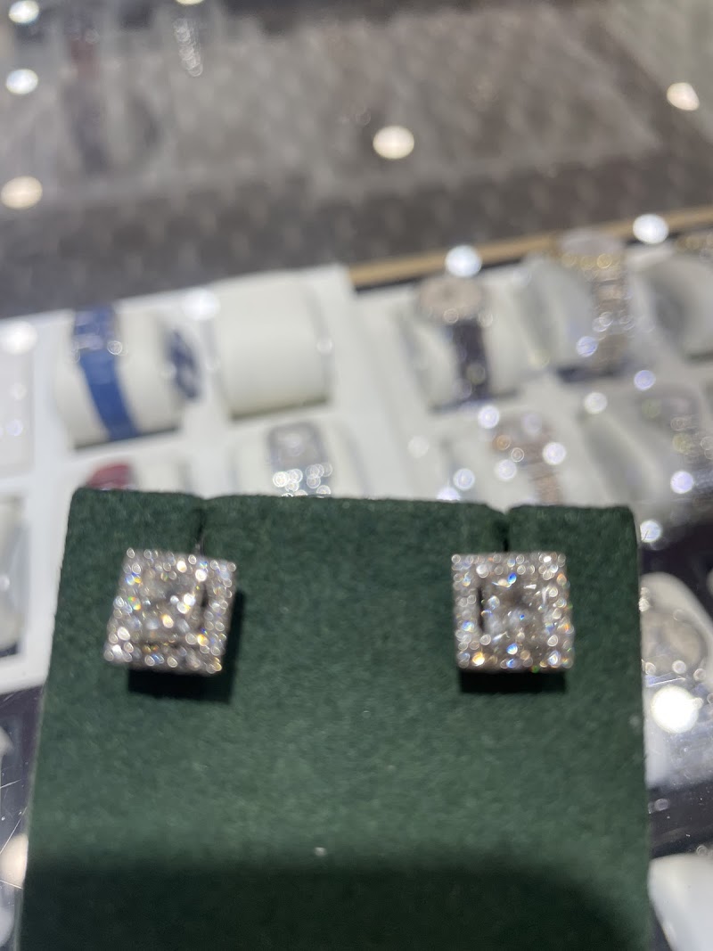 VALLIANI JEWELERS photo 4