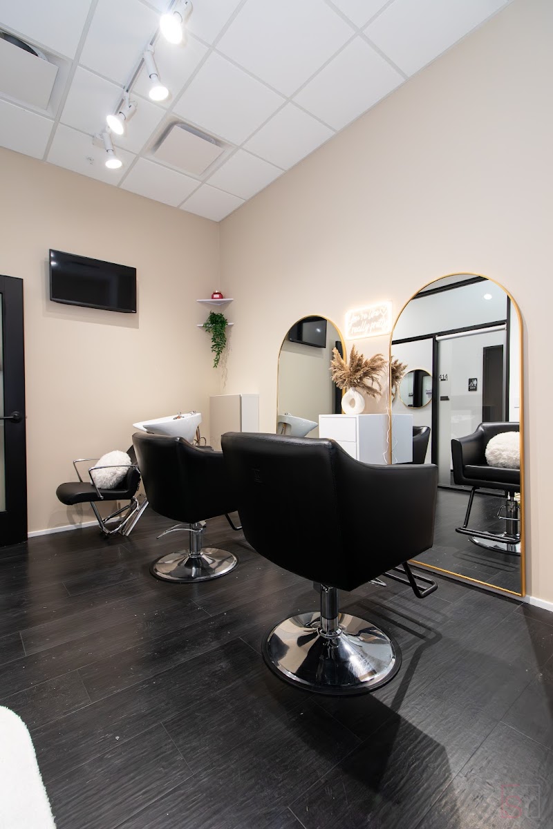 Chii Stylez Luxury Extensions photo 4