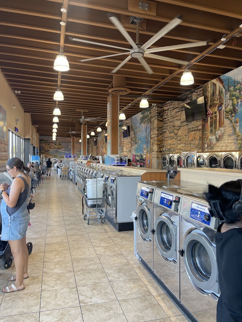 Supreme Clean Laundry photo 3