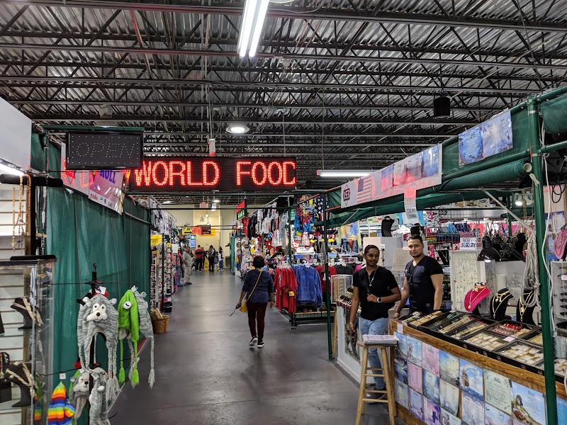 Visitors Flea Market photo 5