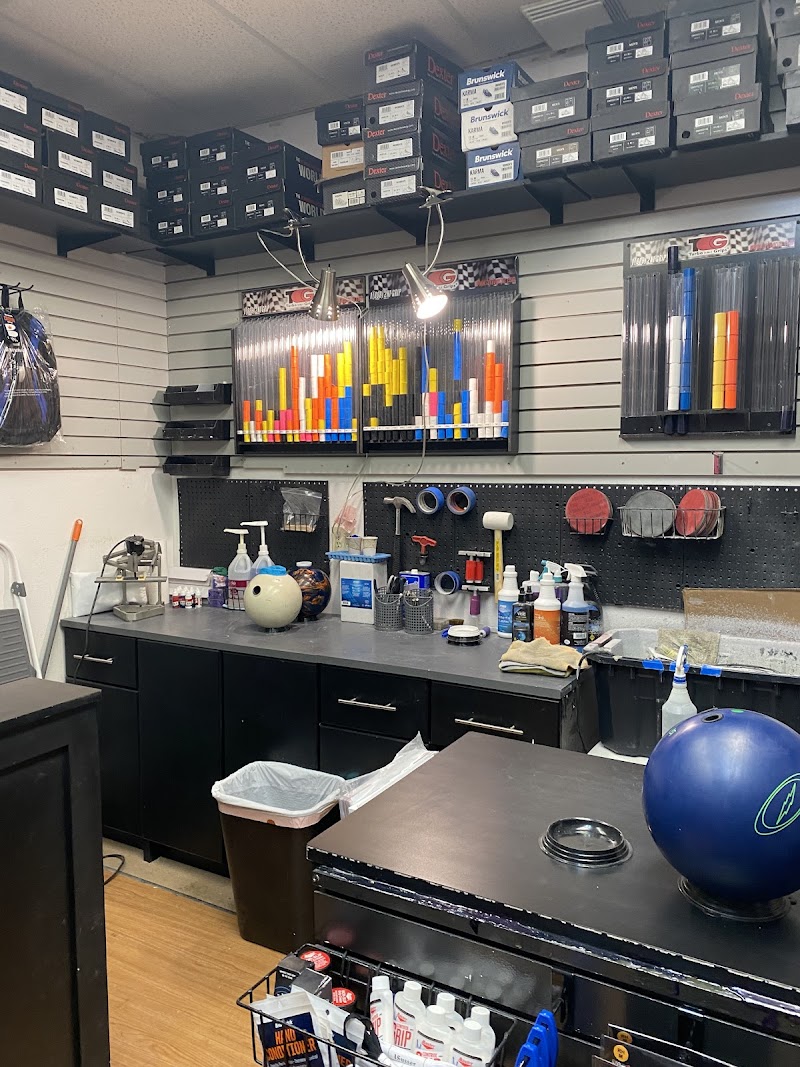 Windsor Bowl Pro Shop photo 4