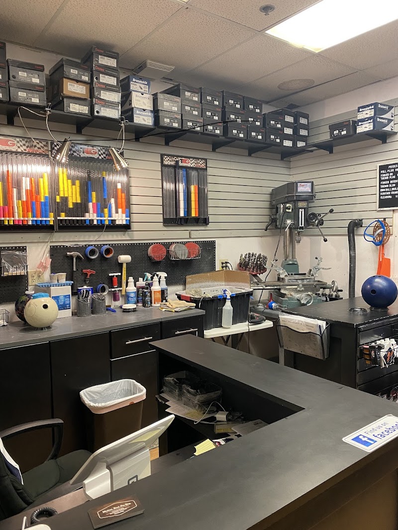Windsor Bowl Pro Shop photo 3