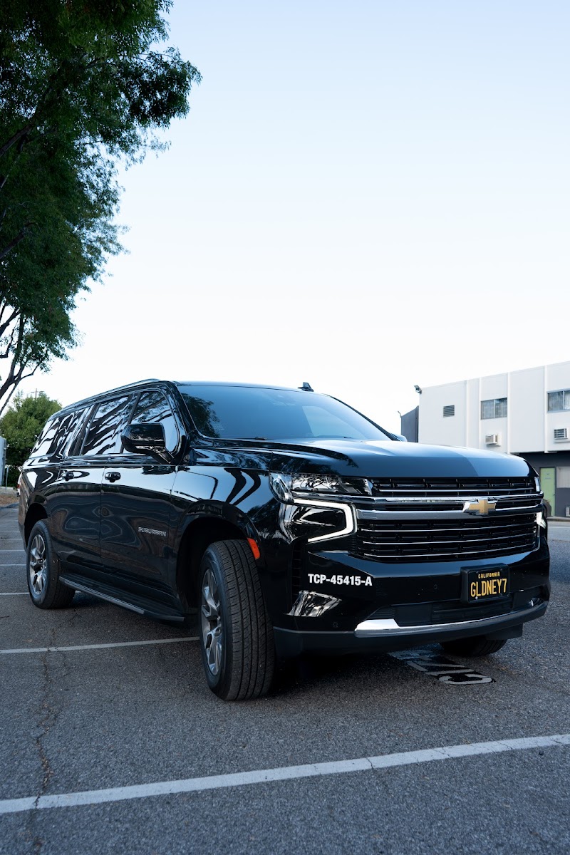 Golden Eye Limousine - Luxury Car Limo Services in San Francisco Bay area-California photo 5