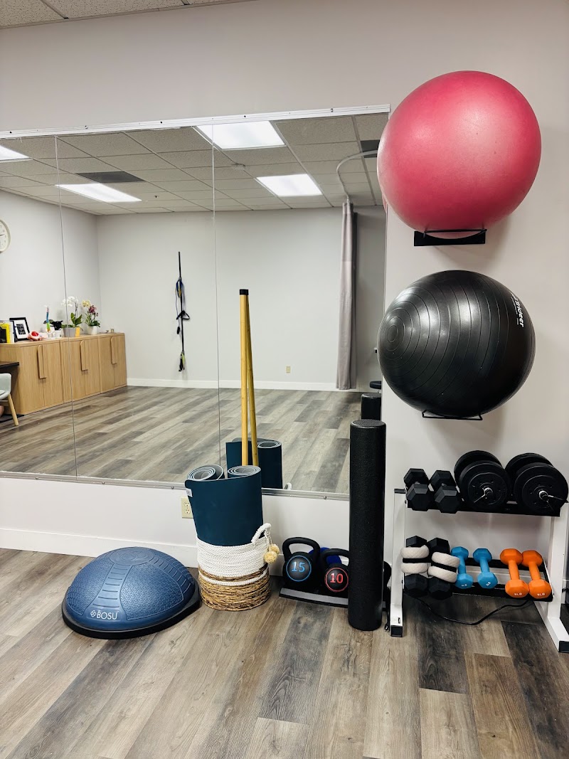 Revive Roots Physical Therapy & Wellness photo 3
