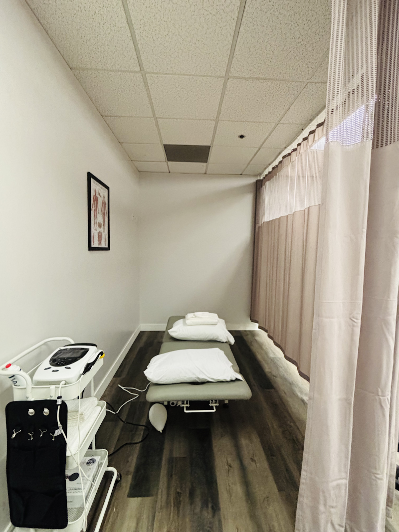 Revive Roots Physical Therapy & Wellness photo 4