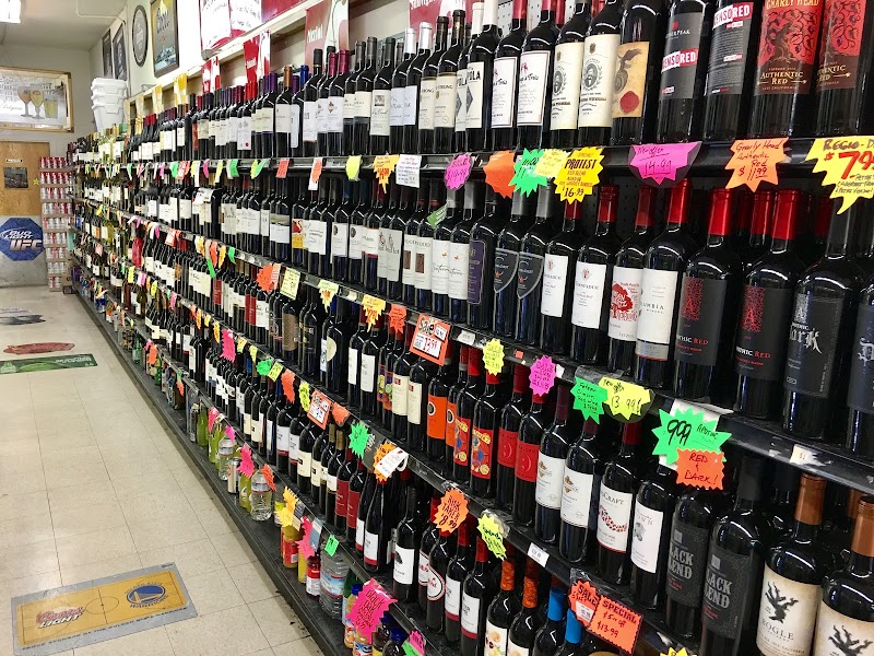 Healdsburg Liquor and market photo 3