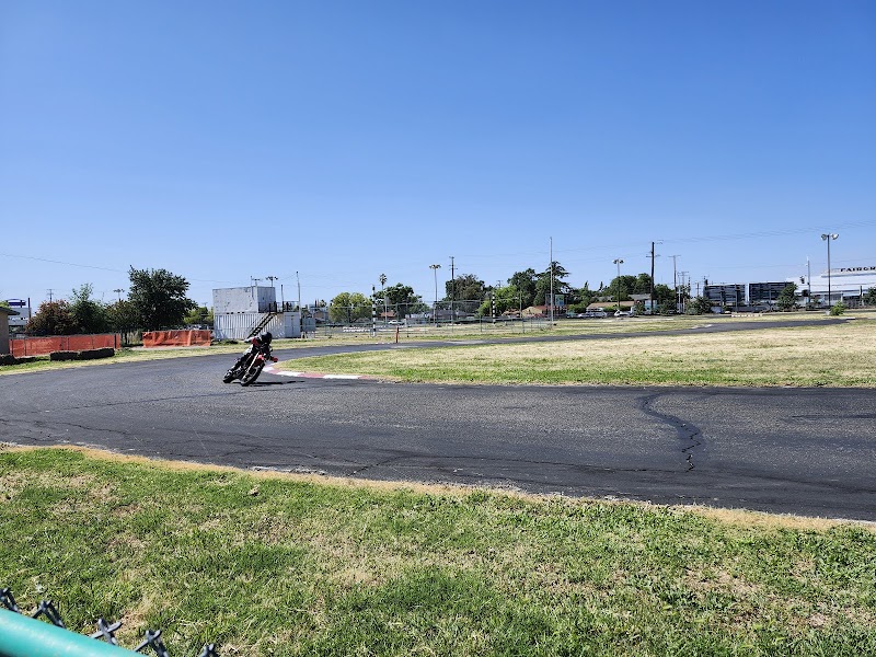 Little Stockton 99 Kart And Motorcycle Track photo 3