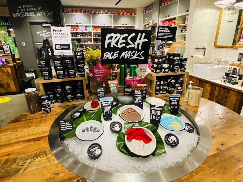 Lush Cosmetics Menlo Park photo 5