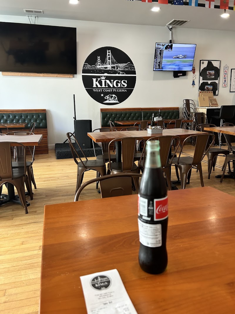 Kings West Coast Pizzeria photo 5