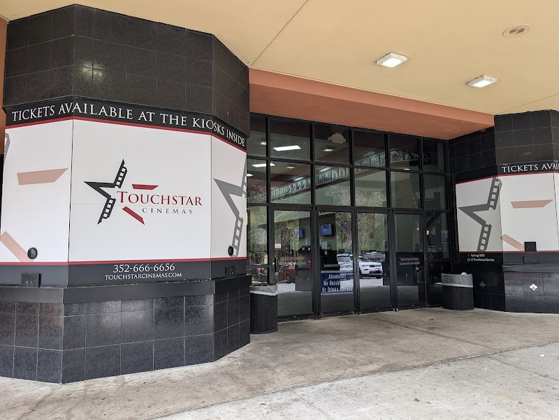 Touchstar Cinemas - Spring Hill 8 photo 4