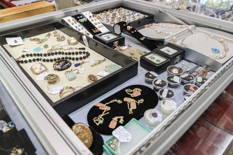 Clipper Cargo - Jewelry, Coin and Vintage Treasures photo 4