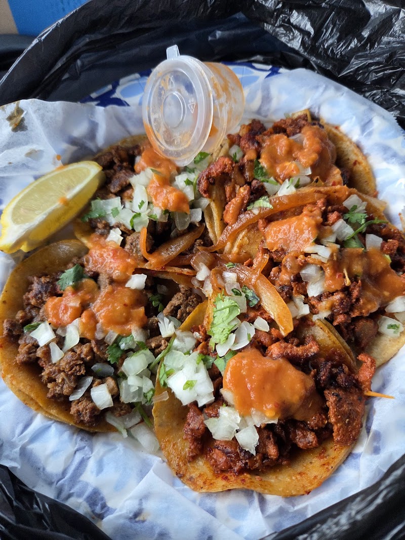 Antojitos Mexicanos Jovanni Taco Truck photo 2