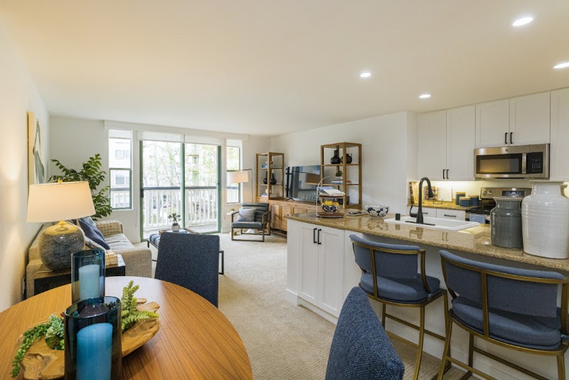 Marlin Cove Apartments photo 3