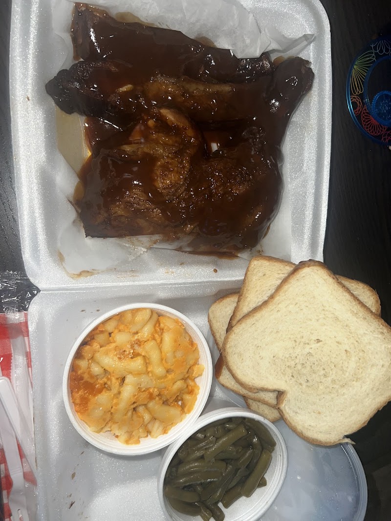 S&J D&J Southern BBQ photo 3