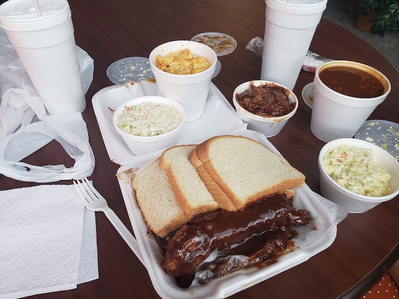 S&J D&J Southern BBQ photo 2