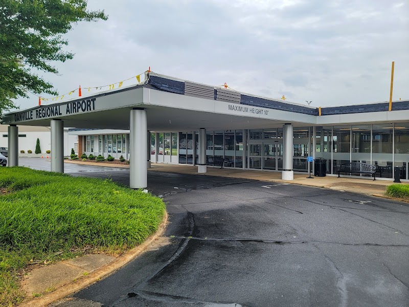 Danville Regional Airport photo 4