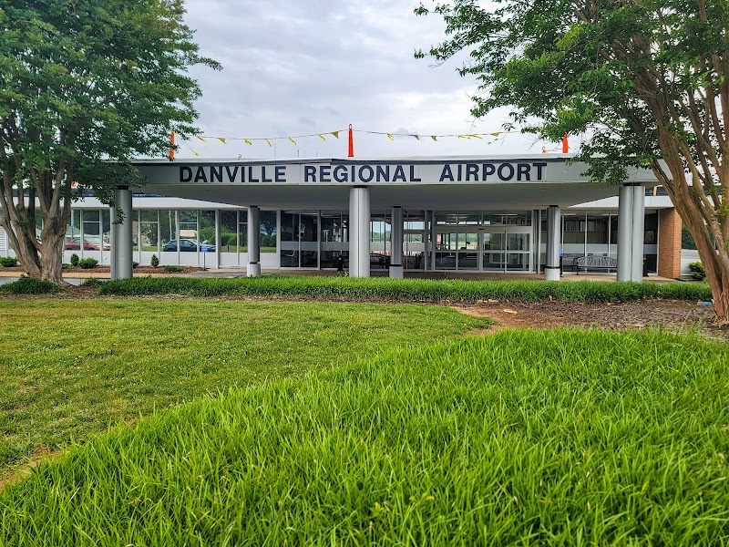 Danville Regional Airport photo 3