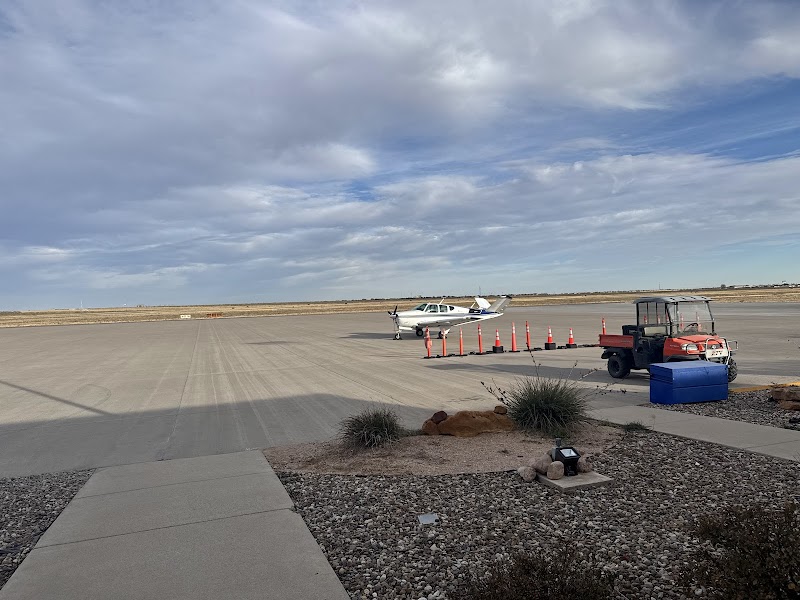 Odessa-Schlemeyer Field Airport photo 4