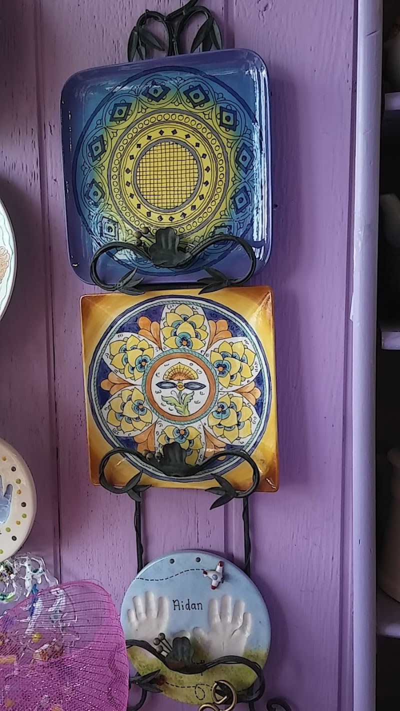 "Artcentric" Pottery Painting and Glass Studio photo 5