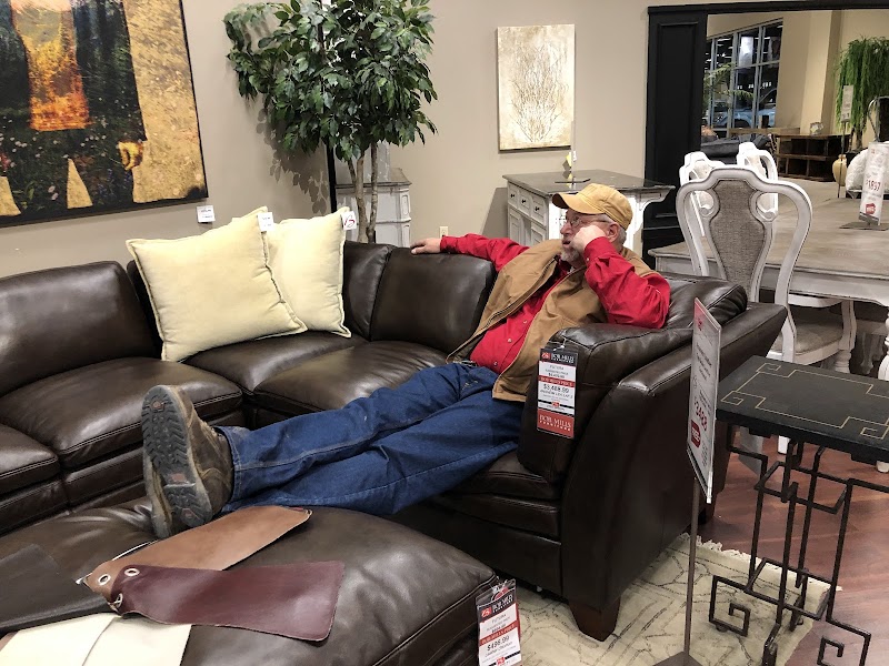 Bob Mills Furniture photo 3