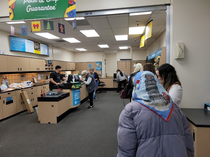The UPS Store photo 2