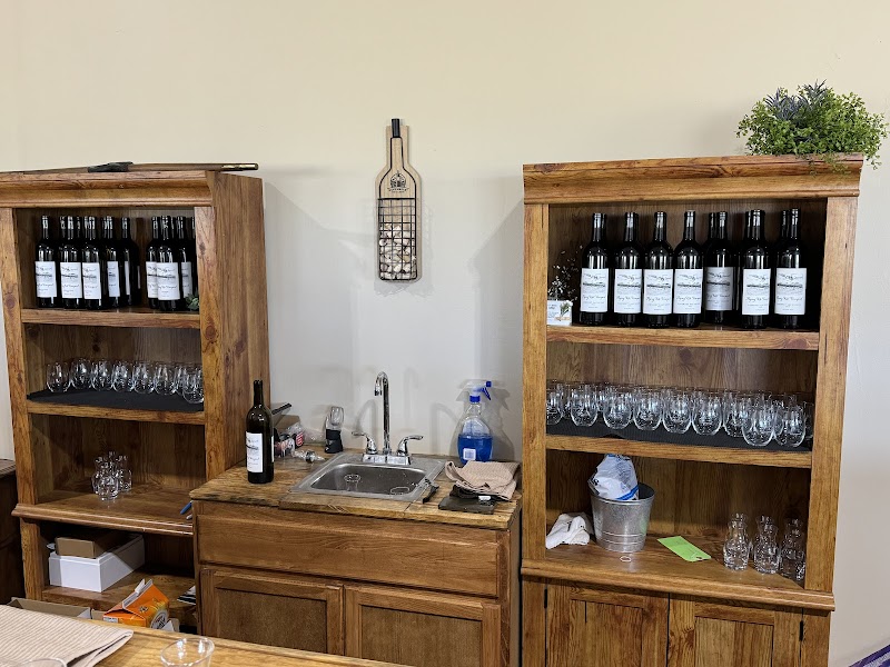 Flying Kite Vineyard & Tasting Room photo 5