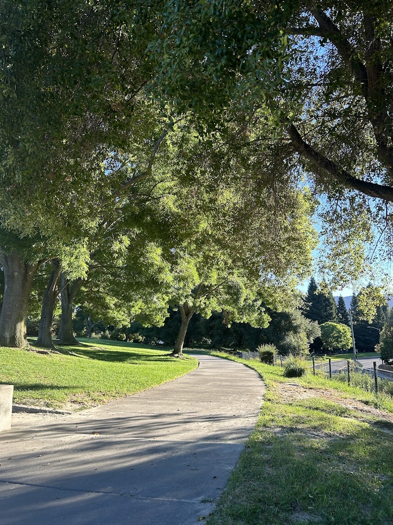 Livorna Park photo 4
