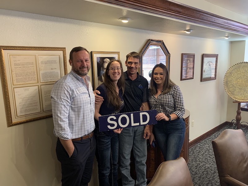 THE TADLOCK GROUP, COLDWELL BANKER photo 4