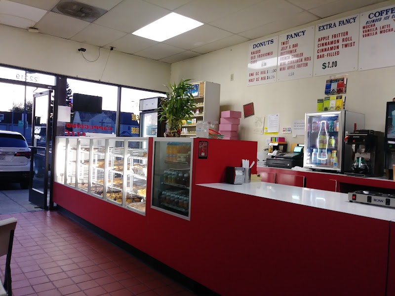 Lee's Donuts photo 3