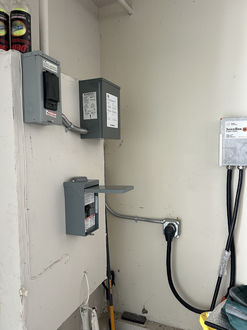 Fuse HVAC, Electrical and Plumbing photo 3