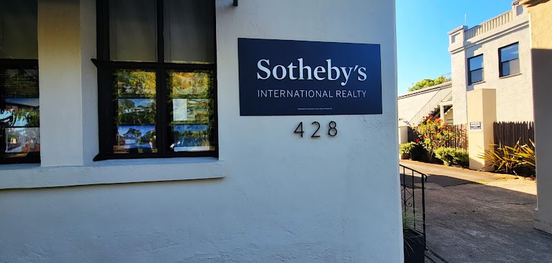 Sotheby’s International Realty photo 2