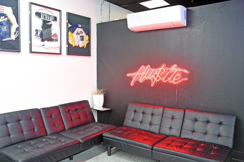 Fade Away Barbershop photo 3